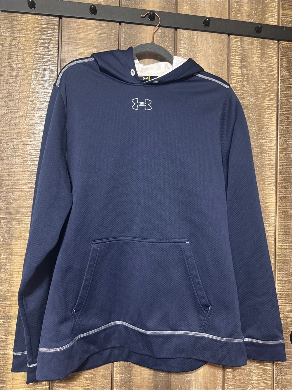 Under armour hooded sweatshirt